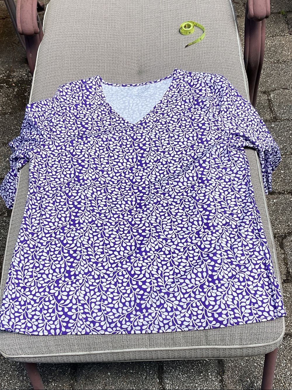 V-Neck Purple Leaf Print Tunic Top